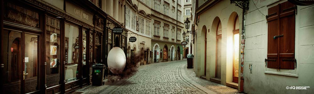 Egg with a black smoke on the street - 路上で黒煙と卵 SKU: ar-0001b